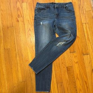1822 Denim Distressed Blue Skinny Jeans